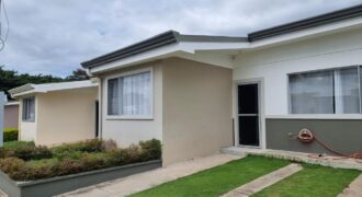 SE VENDE CASA EN ALAJUELA.