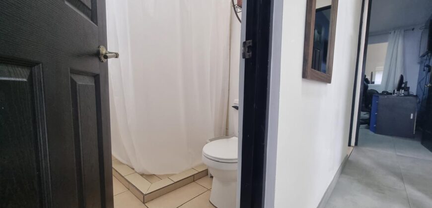 SE VENDE CASA EN ALAJUELA.