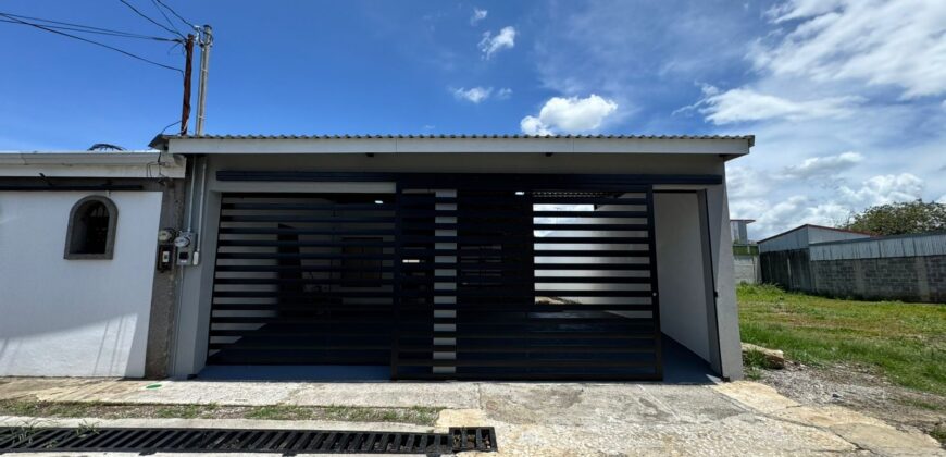 SE VENDE CASA EN ALAJUELA.