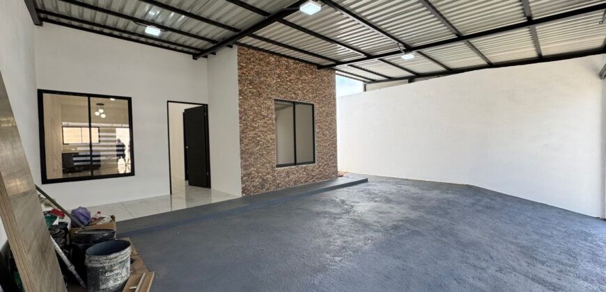 SE VENDE CASA EN ALAJUELA.